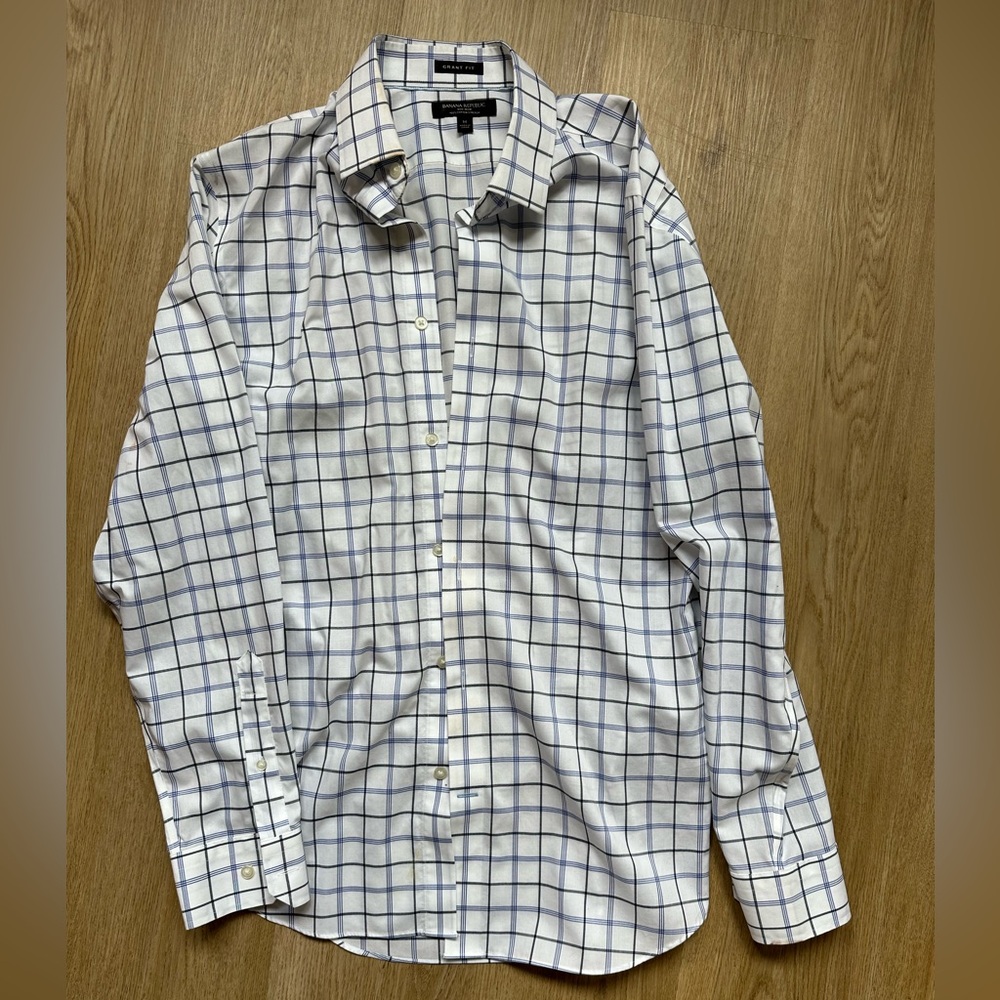 Banana Republic Button Up Grant Fit